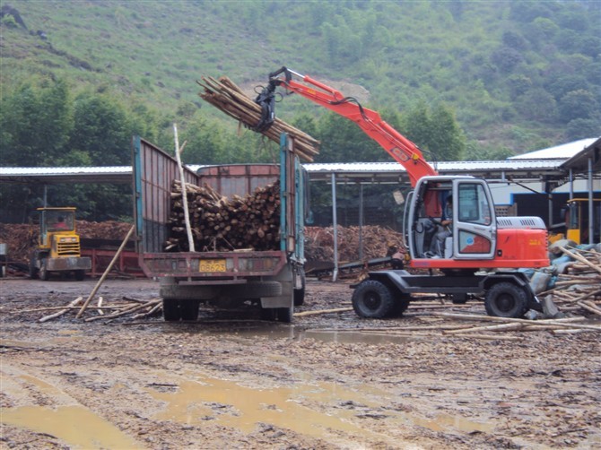 供应轮式液压小型挖掘机